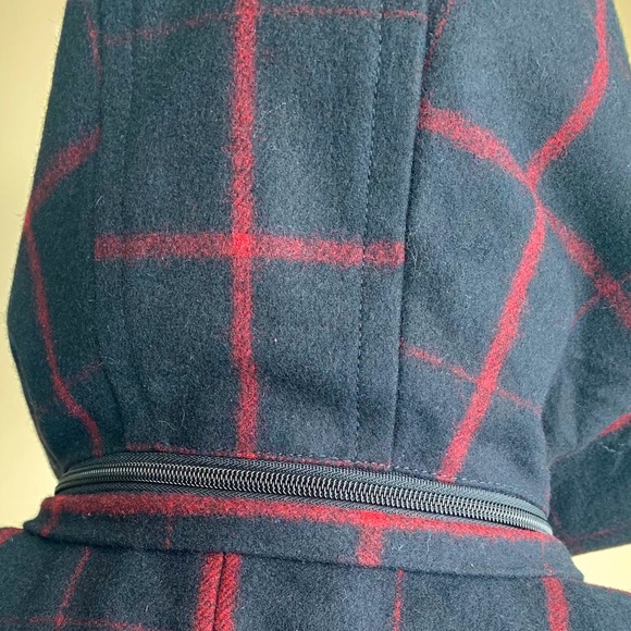 Le Chateau Buckle Peacoat Detachable Hood Small - Picture 5 of 8